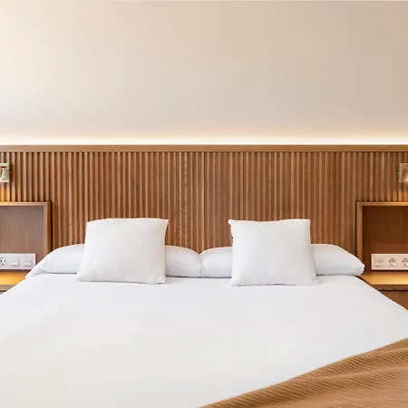 Monkeys Calatrava Deluxe *