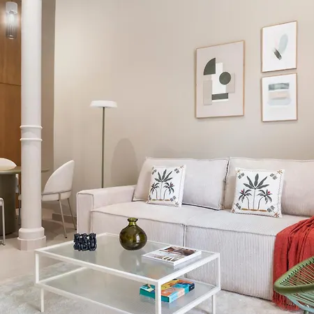 Monkeys Calatrava Deluxe